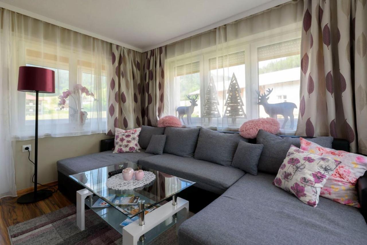 Trendapartment * Russbach am Pass Gschuett